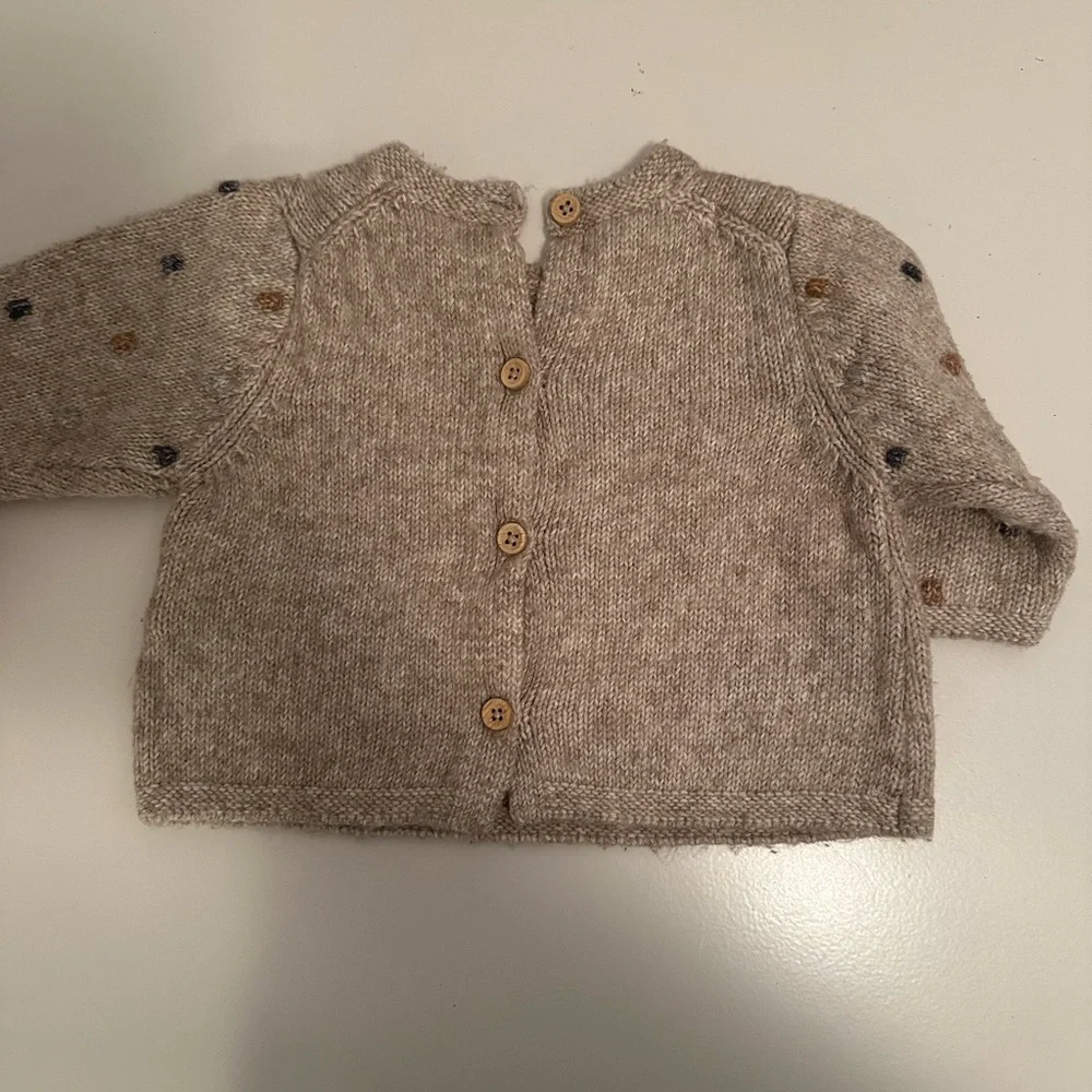 Cozy Knit Sweater with Polka Dots, Zara 0-1 months - Picture 2 of 2